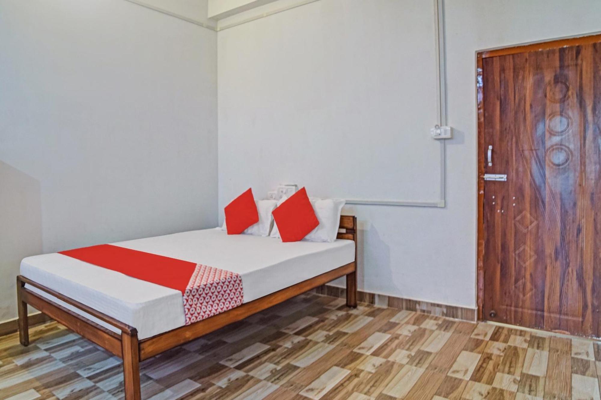 Spot On Jp Guest House Kaharpara エクステリア 写真