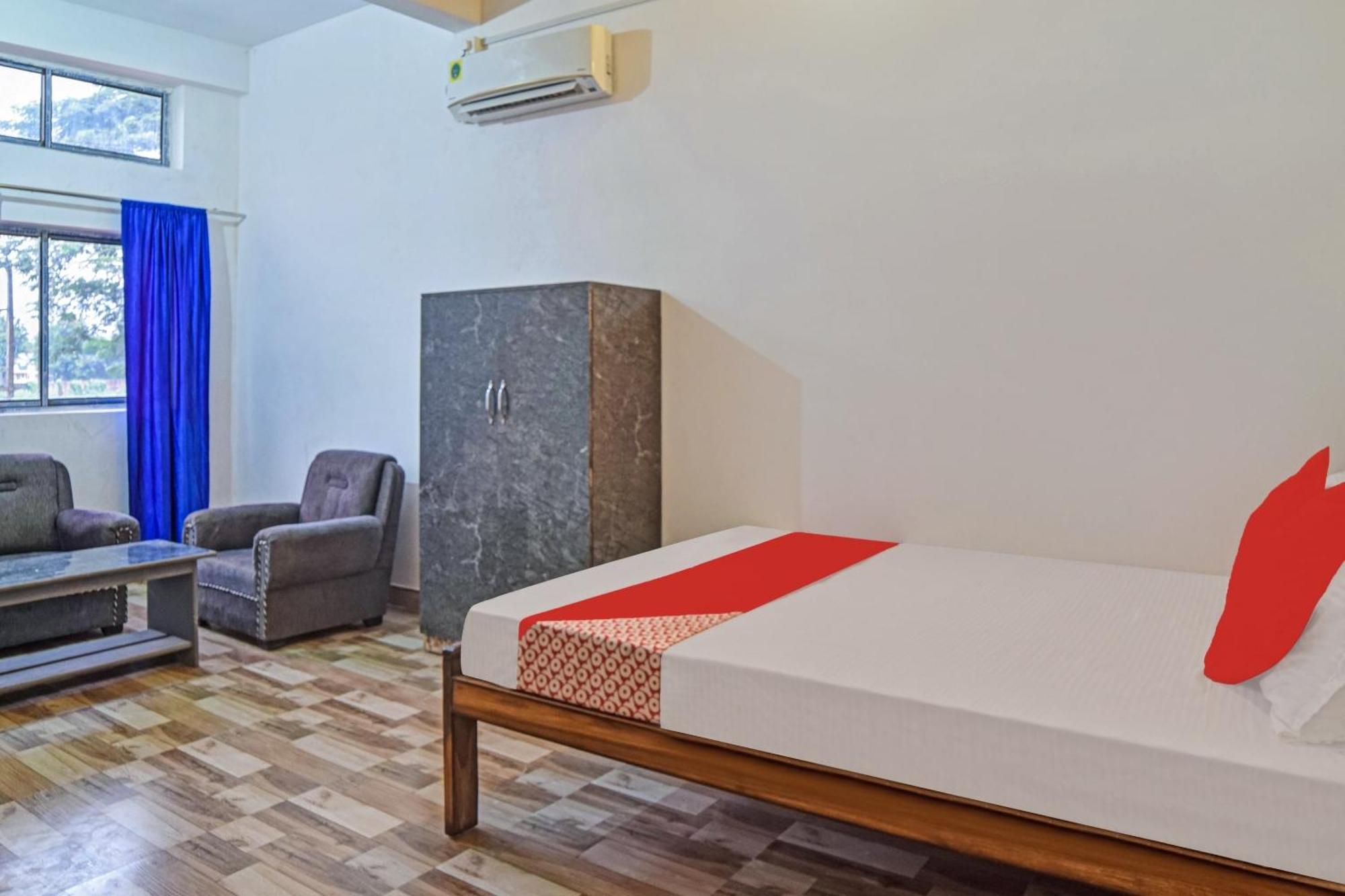 Spot On Jp Guest House Kaharpara エクステリア 写真